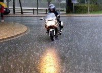 les plus heureux,didier et véro sur la moto